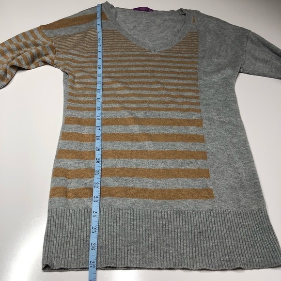 Smart SET Grey & Brown Striped V-neck 3/4 Sleeve Pullover Lightweight Sweater - Picture 13 of 13